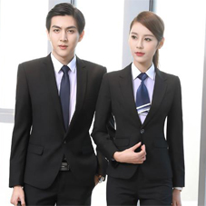 定制西裝應(yīng)該怎樣系扣？