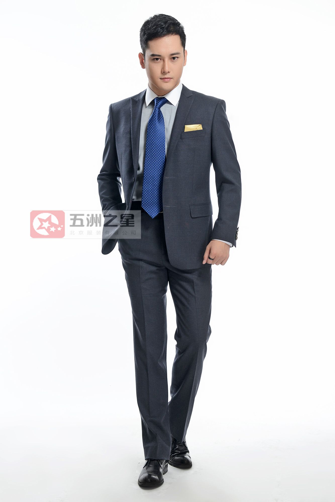 商務(wù)男士?jī)闪？坌奚砺殬I(yè)裝F001產(chǎn)品展示圖