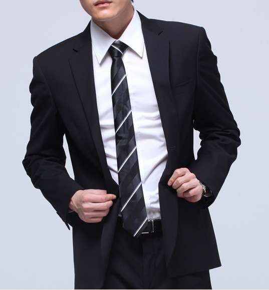 職業(yè)裝定制類型 職業(yè)裝定制類型