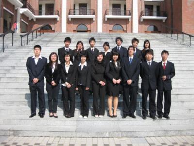 地產(chǎn)公司職業(yè)裝定制 地產(chǎn)公司職業(yè)裝定制