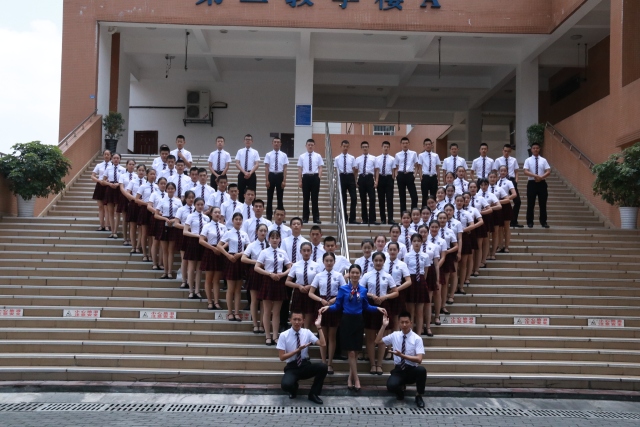 團體職業(yè)裝定制 團體職業(yè)裝定制